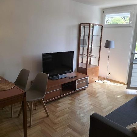 Golden Apartments/City Center/Grzyb 9 Varşovia Exterior foto